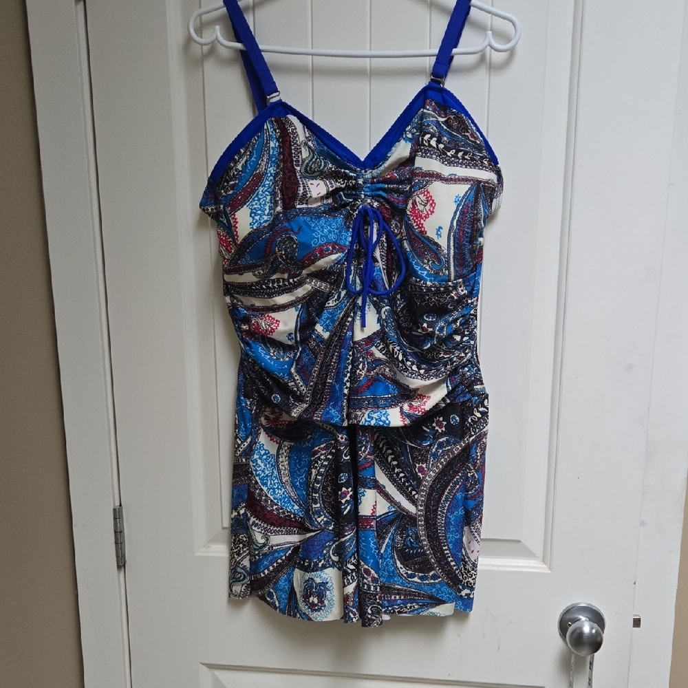 Brand New Nextmia Plus Size Womens 16Vibrant Blue Paisley Bathing Suit TOP